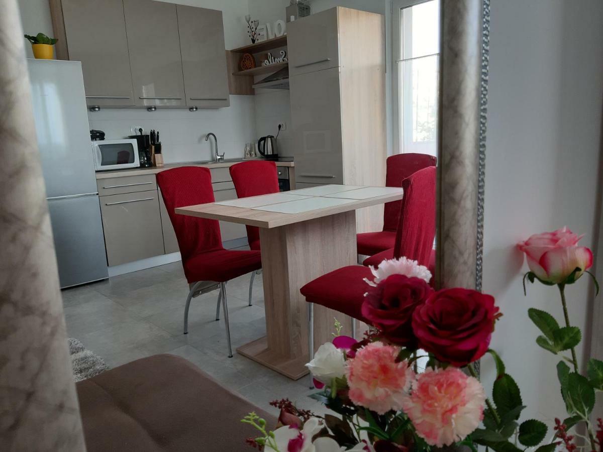 Apartment Gita Fiume Esterno foto