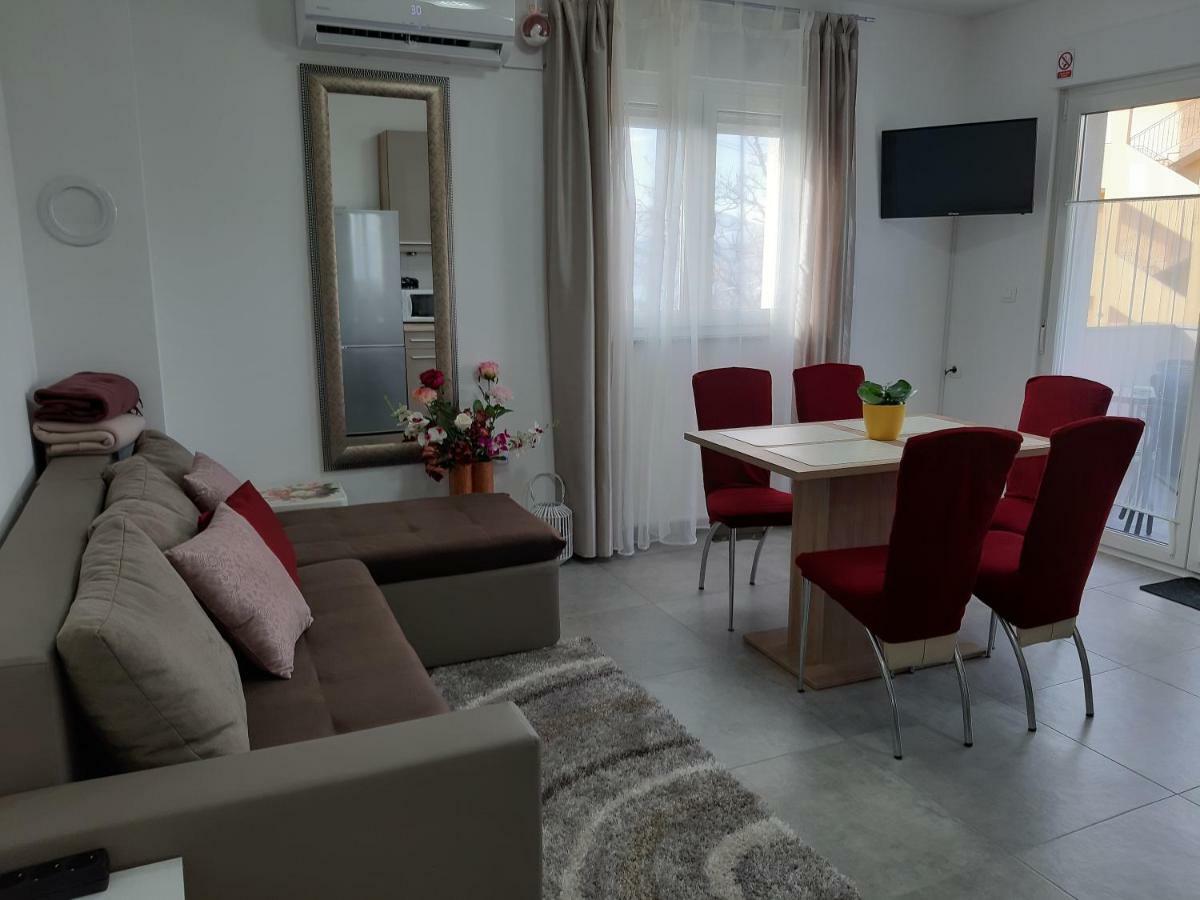 Apartment Gita Fiume Esterno foto